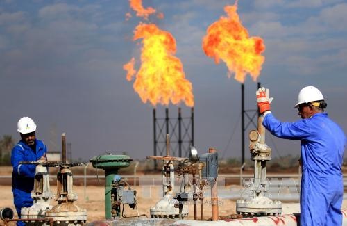 Giá xăng dầu hôm nay 21/3: Venezuela khủng hoảng, giá xăng dầu vọt tăng